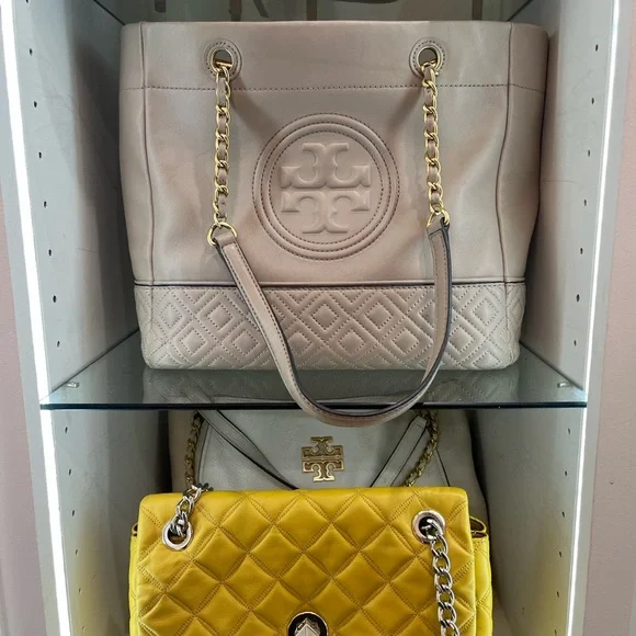 Tory Burch Nude Quilted Tote - Picture 3 of 15